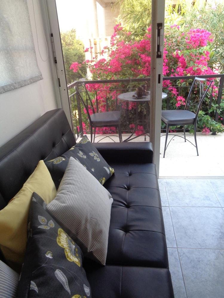 Irenes Tourist Apartments Limassol Exterior photo